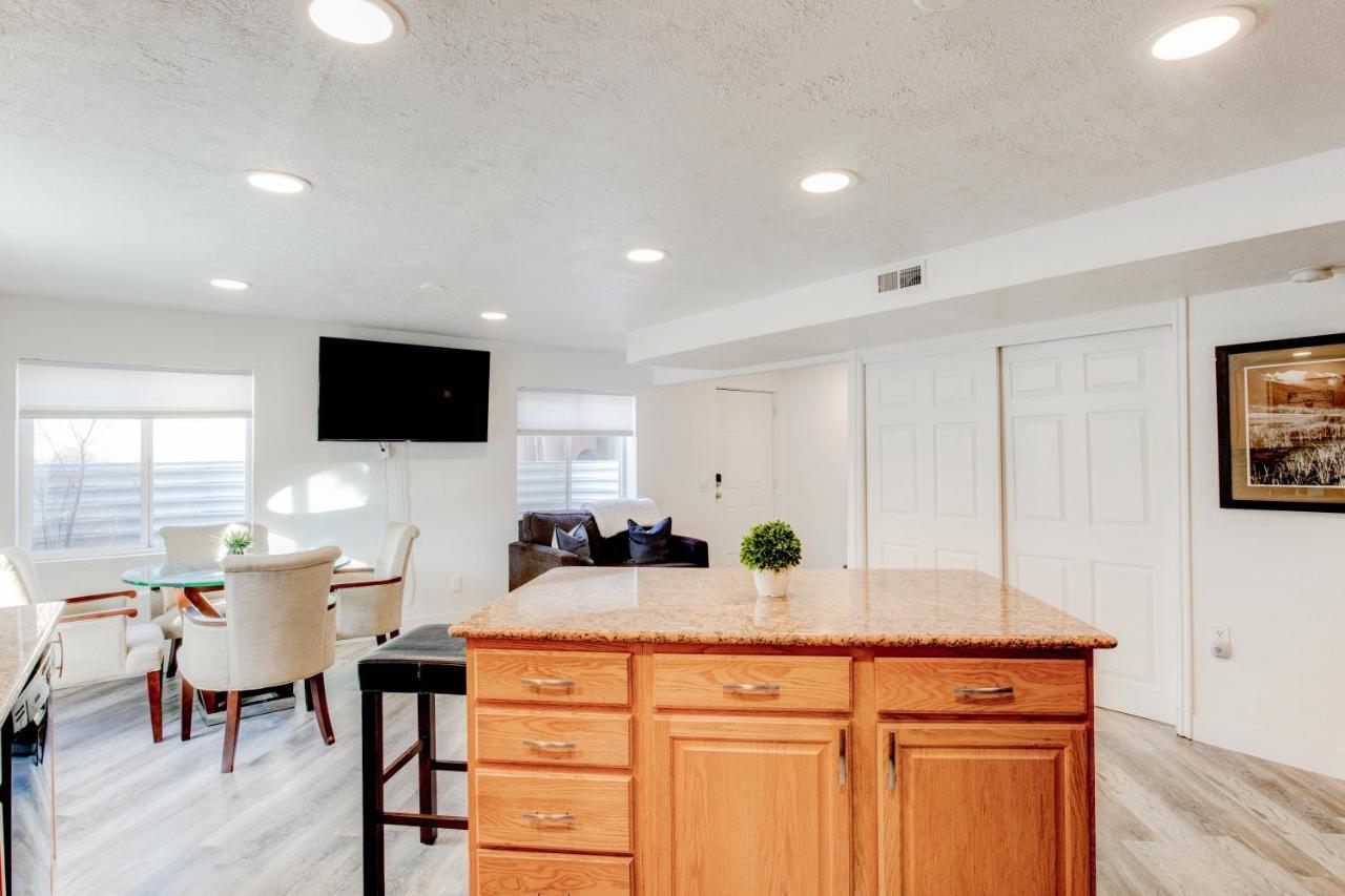 Modern Private Whole Unit 4 Bedroom Guest Suite King Bed Salt Lake City Exteriér fotografie